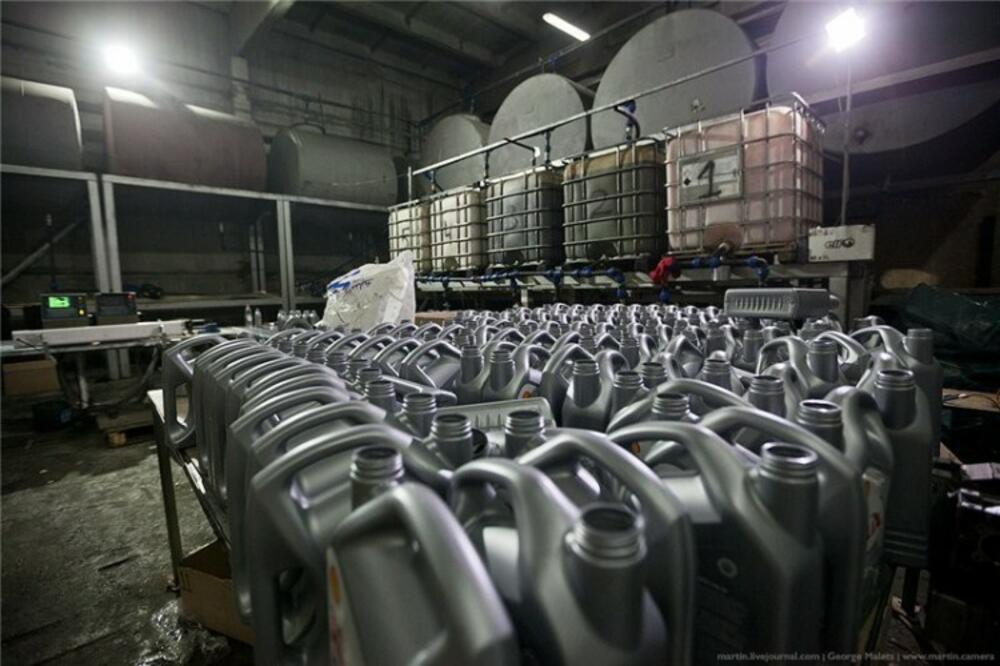 Motorno ulje, Foto: Saša Marković