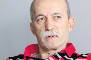 Svaka vlast mora da bude na meti