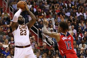 LeBron brojao do 57, poraz Orlanda, Boston u derbiju boji od...