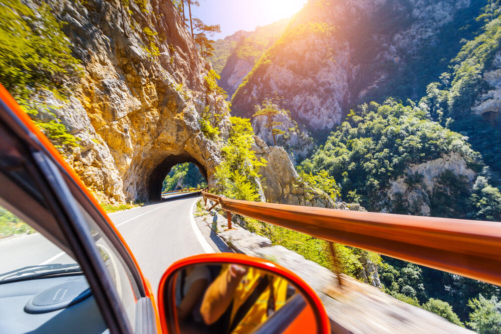 Vožnja, stanje na putevima, Foto: Shutterstock