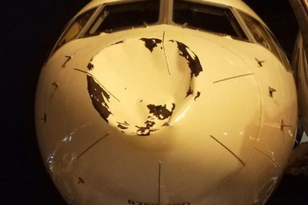 Oštećen avion, Oklahoma Siti Tander, Foto: Https://www.instagram.com/carmeloanthony/