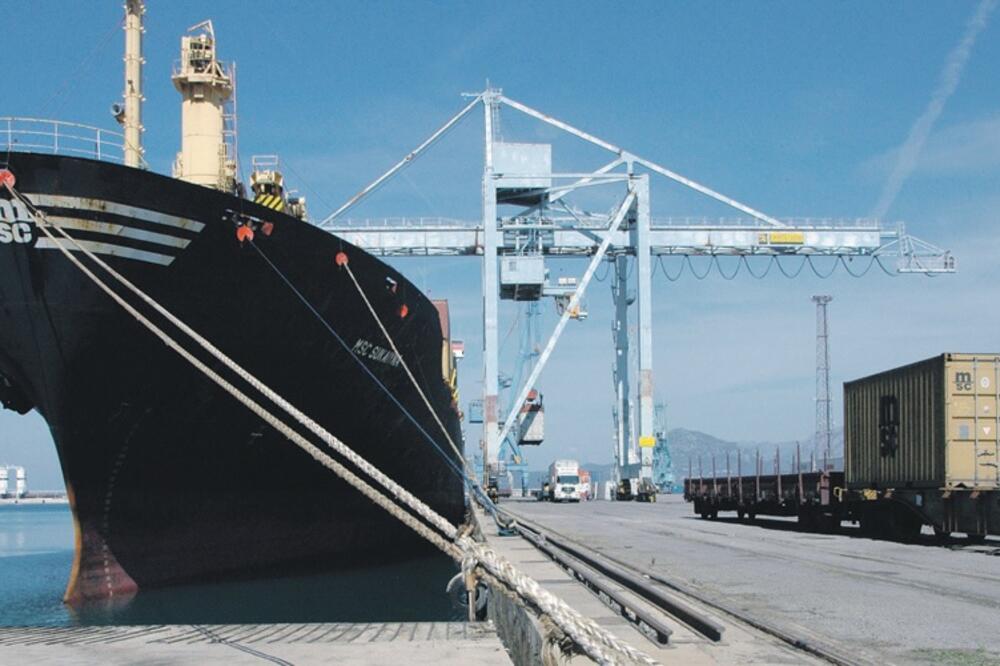 Luka Bar, Foto: Anto Baković