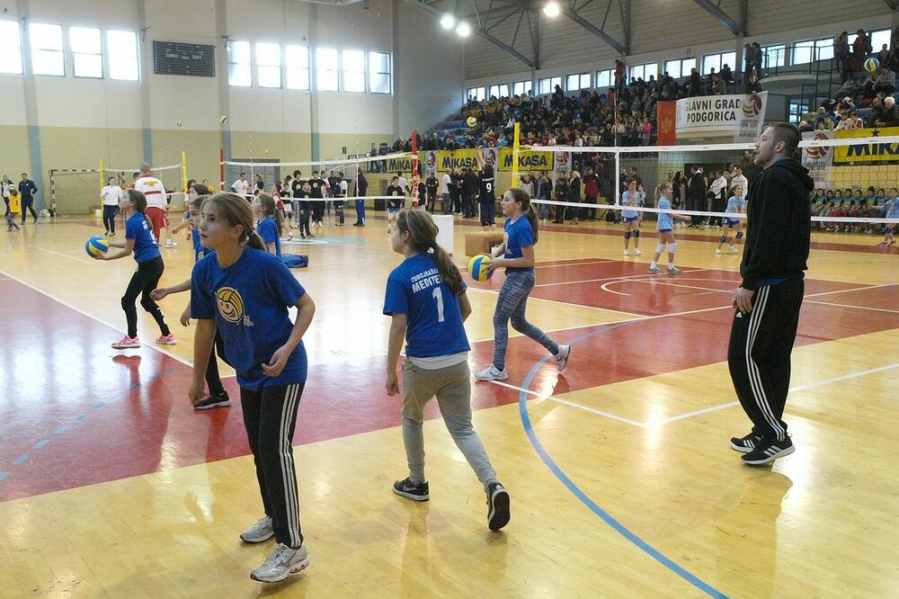 Mini odbojka, Foto: OSCG