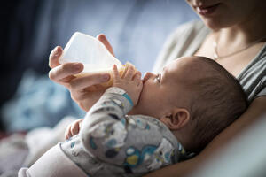 Osamdeset odsto adaptiranog mlijeka za bebe sadrži arsen