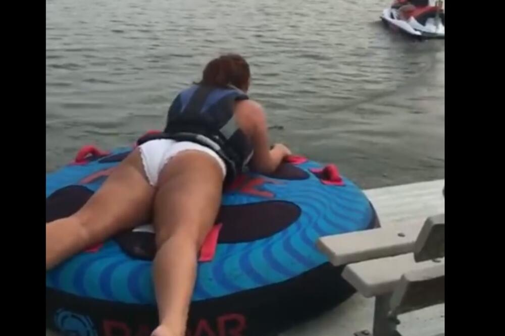 jobe guma, djevojka, Foto: Printscreen