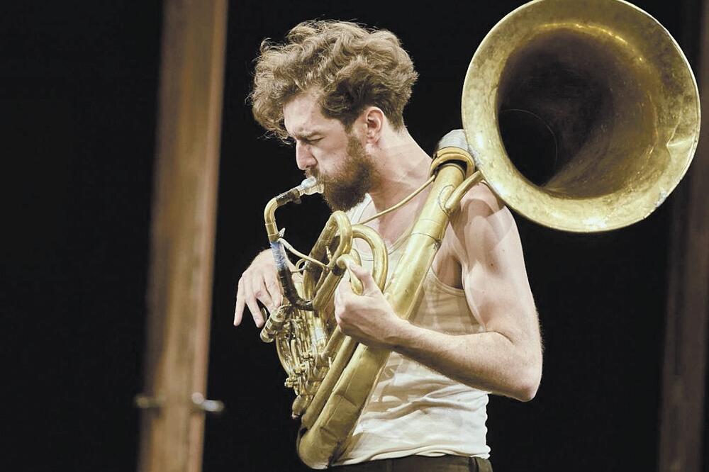 predstava Samoubica, Foto: CNP