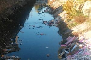 EPCG: Zbog smeća otežan rad HE "Perućica"