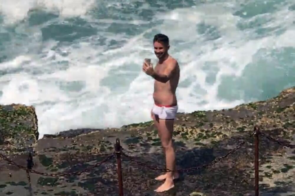 selfi, pozer, Foto: Screenshot