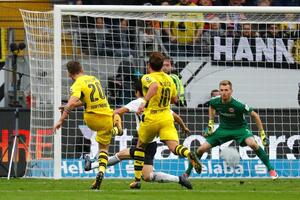 Bajern uhvatio priključak sa vrhom, Dortmundu malo dva gola...