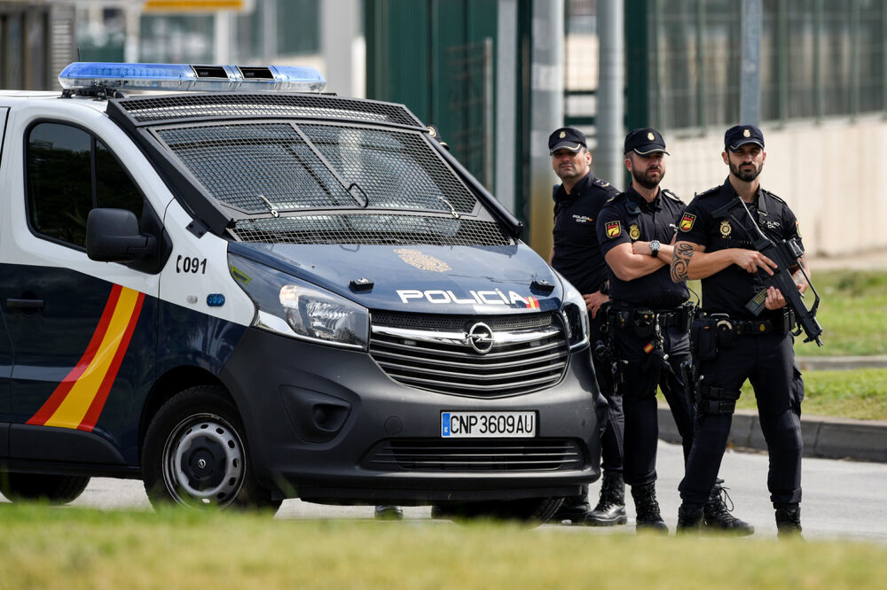 policija Španija, Foto: Reuters