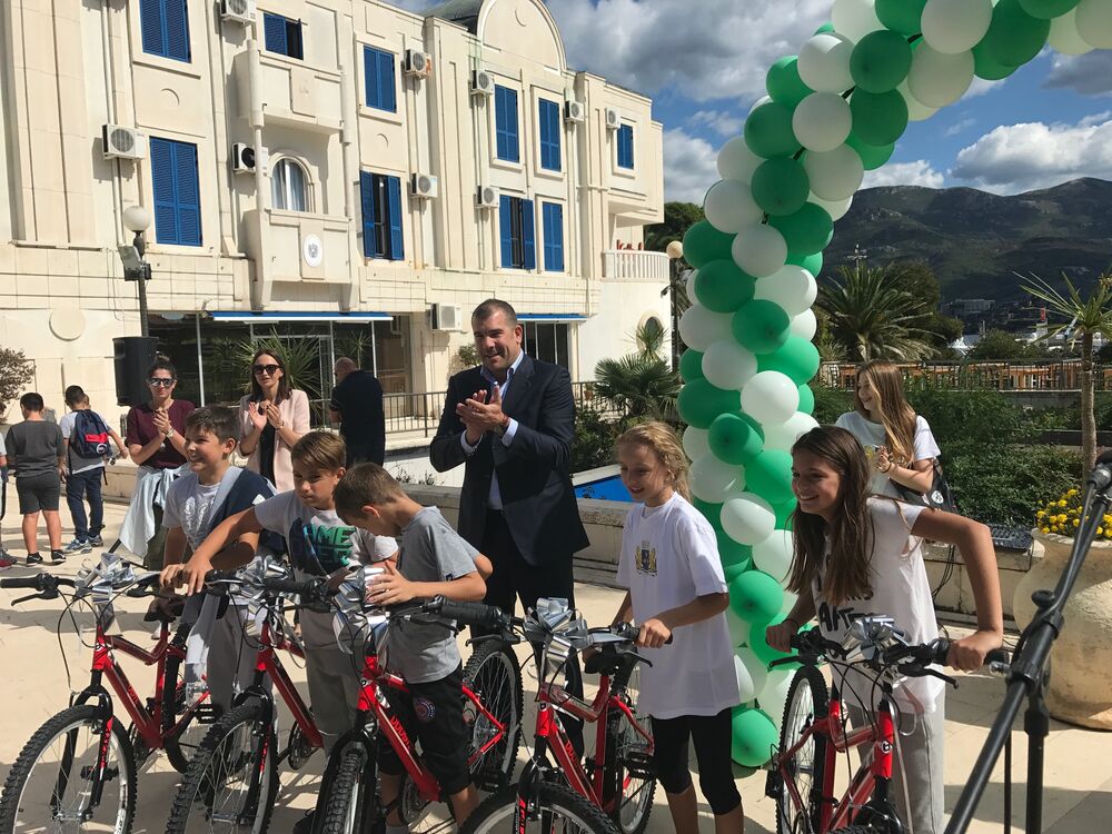 Manifestacija "Šetnjom do grada"