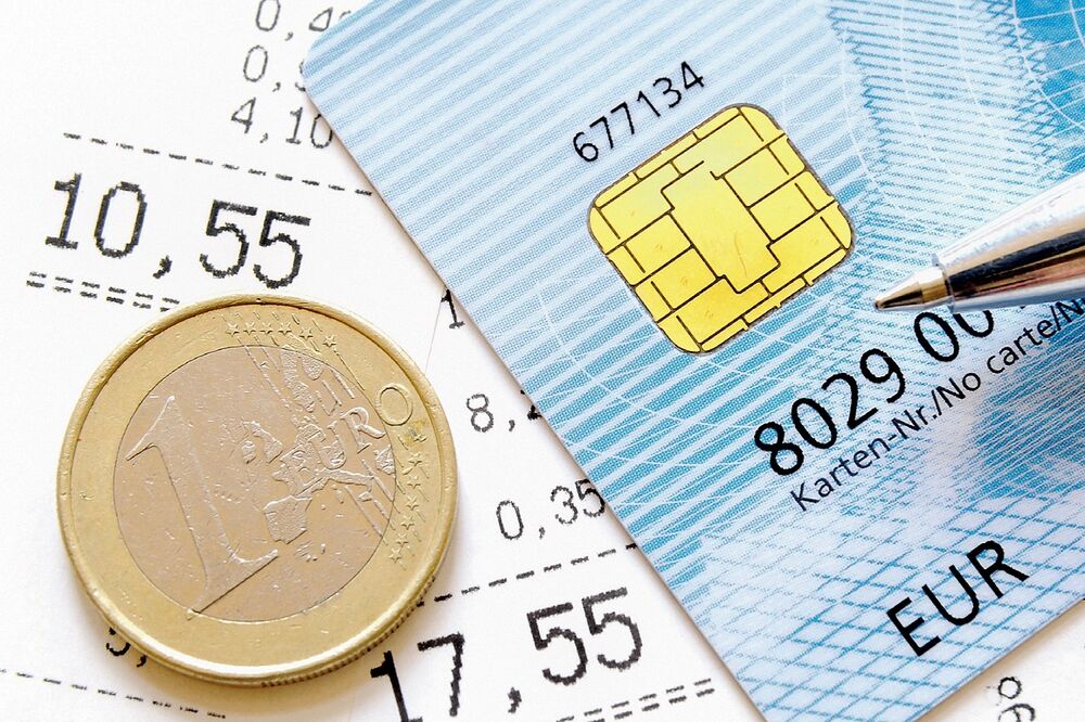 novac, kartica, Foto: Shutterstock