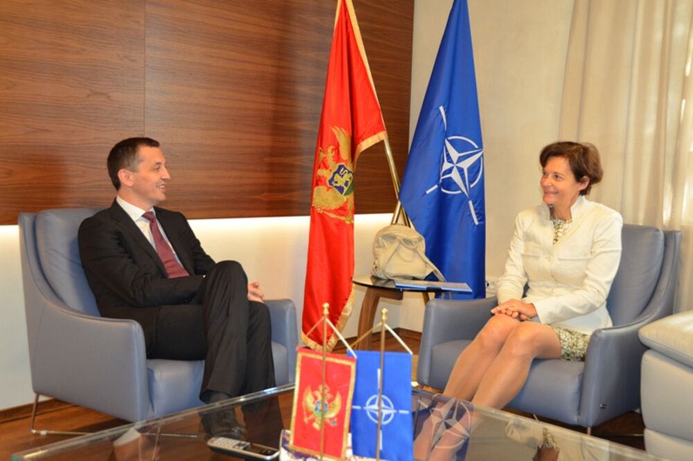 Predrag Bošković, Ana Janković, Foto: Ministarstvo odbrane Crne Gore