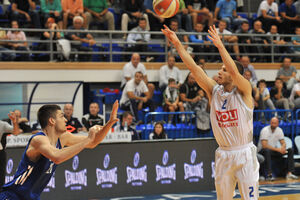 Budućnost trojkama slomila Cibonu za plasman u polufinale