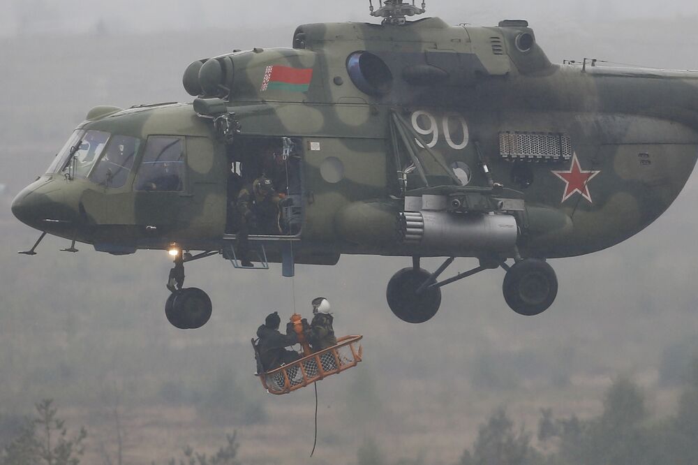 Bjeloruski helikopter, Foto: Reuters