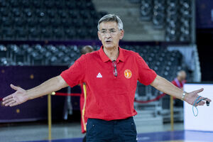 Tanjević retired from the position of head coach of Montenegro