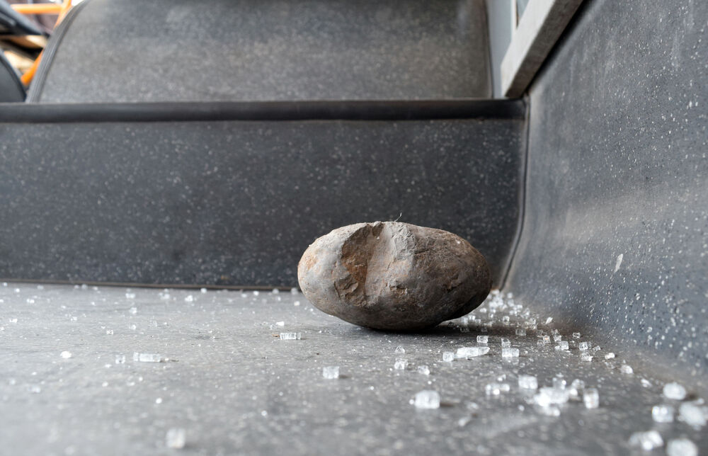 kamenovani autobus, BLT