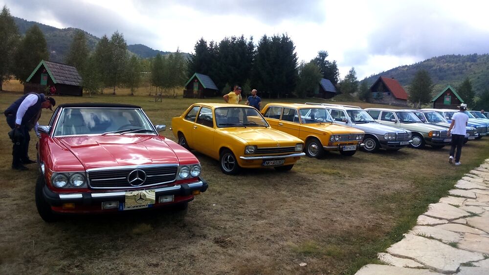 Izložba oldatajmera Nikšić