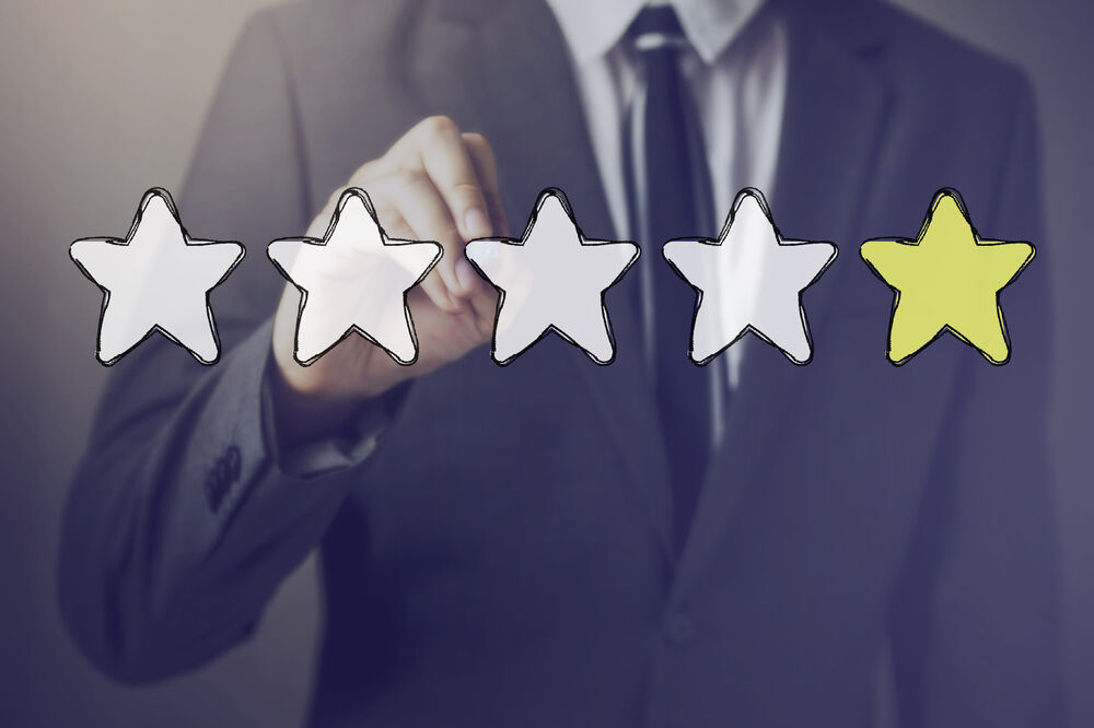 recenzija, kritika, Foto: Shutterstock