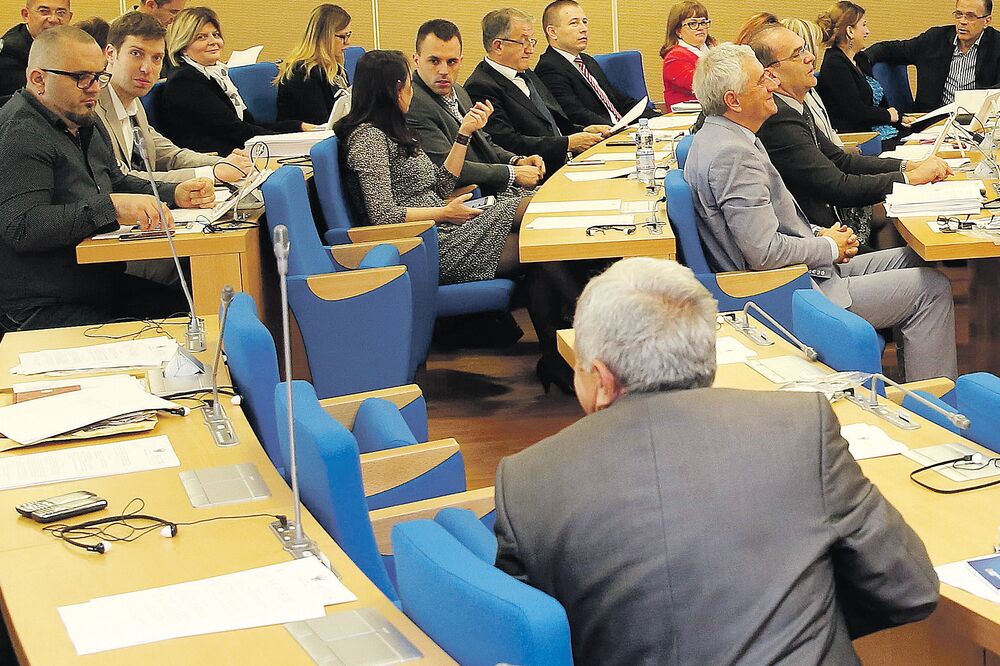 SO Podgorica, Foto: Savo Prelević