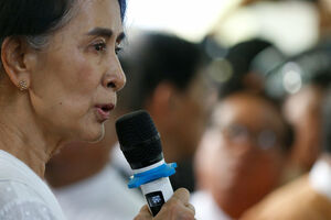 Su Ći: Dezinformacije produbljuju krizu u Mjanmaru