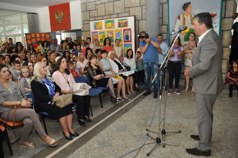 Nikšić prvaci, OŠ "Olga Golović"