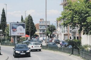 Izbori u Tuzima: Duplim glasom pokušavaju spasiti vlast u...