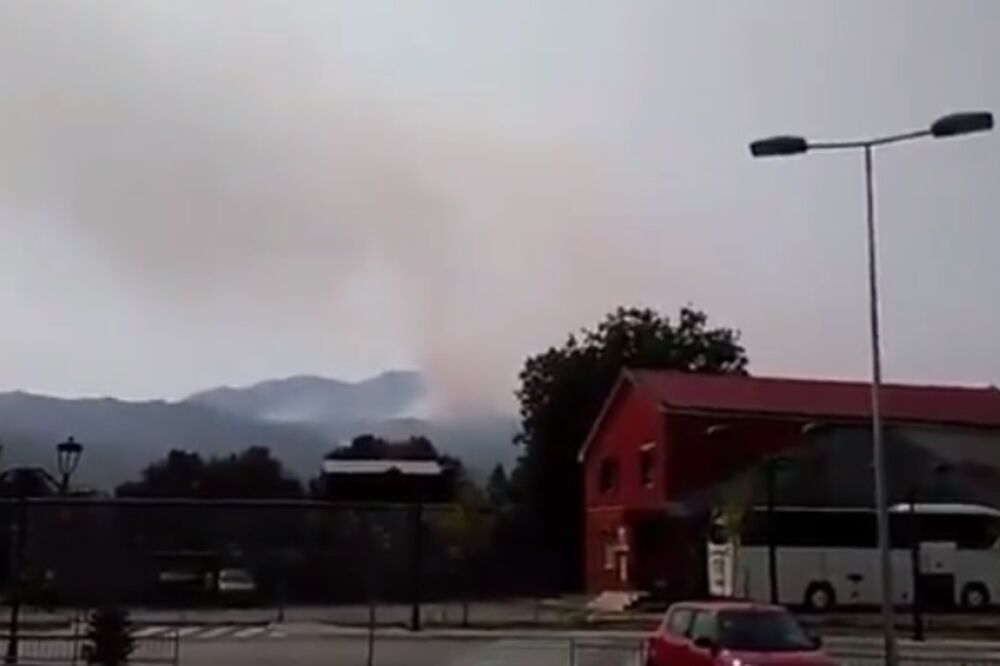 Lovćen požar, Foto: Čitalac Vijesti