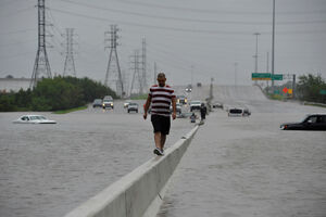 Hjuston poplavljen, raste broj žrtava uragana