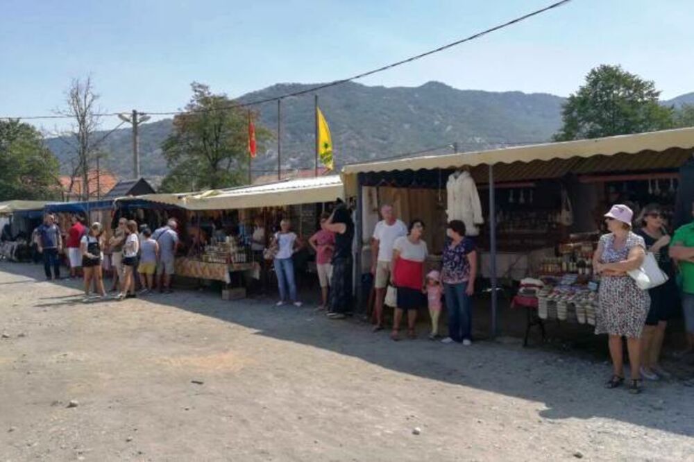 Njeguška trpeza, Foto: Cetinje.me