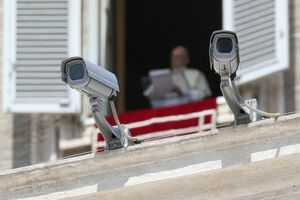 Vatikan: Prijetnje o papi kao "sljedećoj meti" zabrinjavajuće