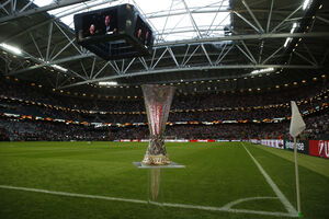 Zvezda sa Arsenalom, Partizan ide u Albaniju, Milan u Rijeci