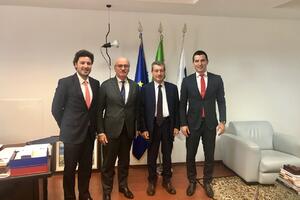 Abazović: Na vlasti je "Cosa nostra", branimo ustavna prava građana