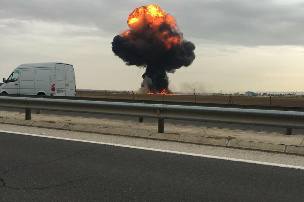 pad aviona F -18, Foto: Twitter.com