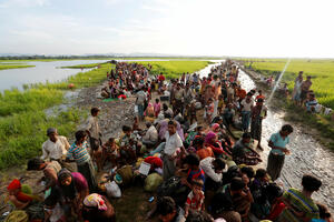 Dron snimio humanitarnu katastrofu: Rohindža muslimani bježe u...