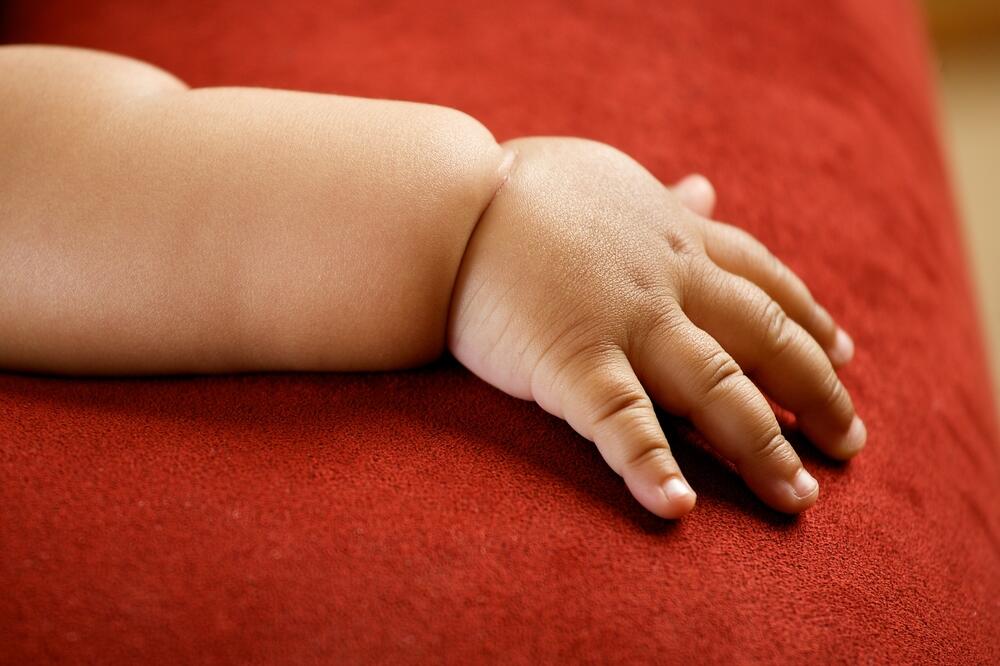 Beba, ruka, Foto: Shutterstock