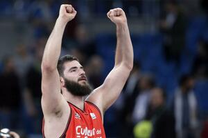 Dubljević slomio nos