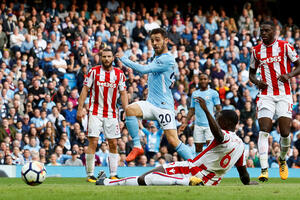 Siti u sedmoj brzini, Palas otpisao šampiona, Junajted se odbranio...