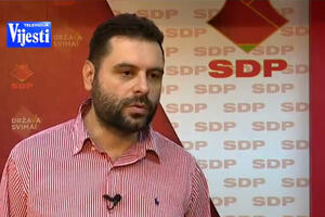 Vujović: Radna grupa pokazuje da DPS luta u vremenu i prostoru