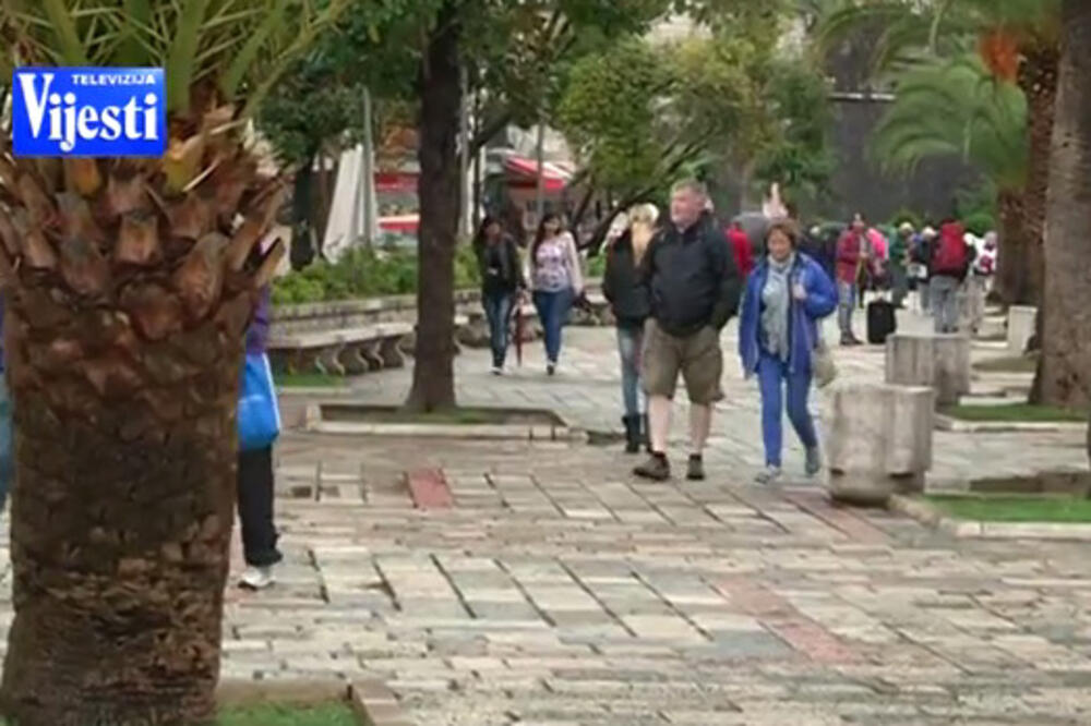 Volonturizam, Foto: Printscreen (YouTube)