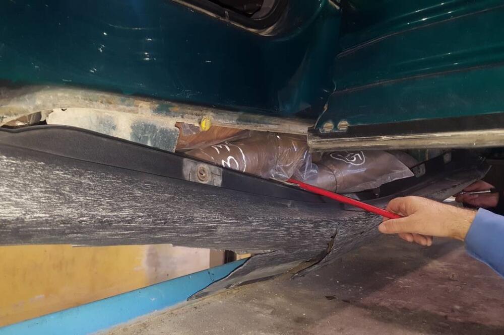 Skank, Foto: Uprava carina