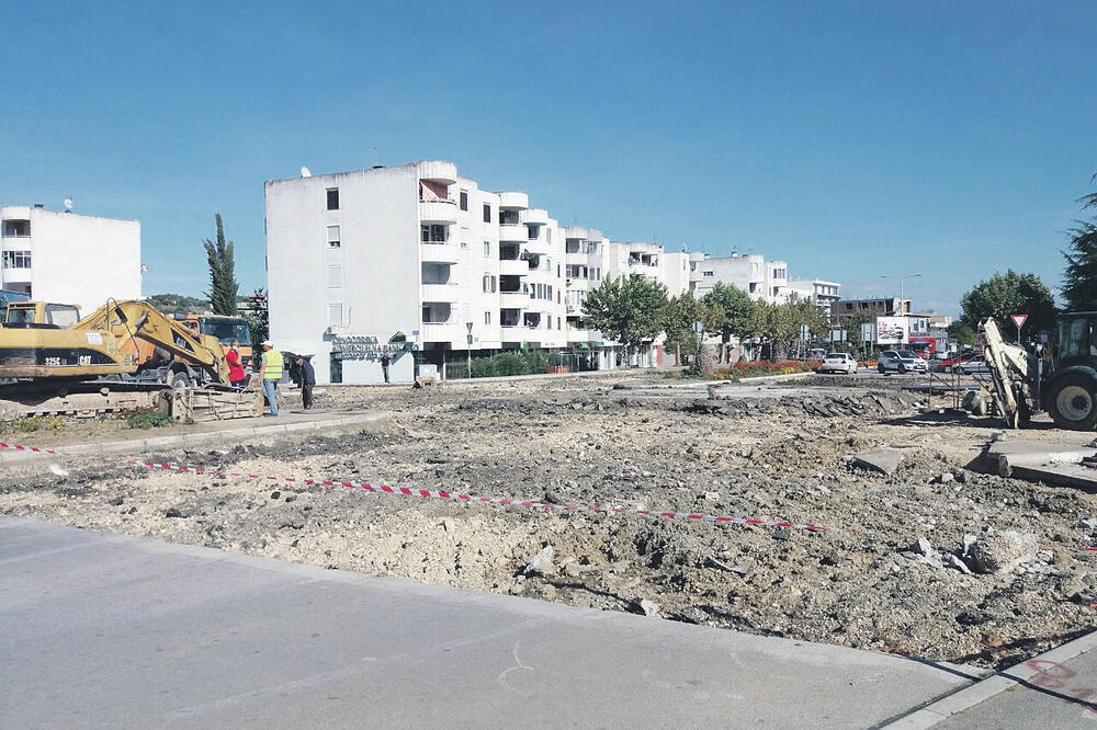 Ulcinj kružni tok, Foto: Samir Adrović