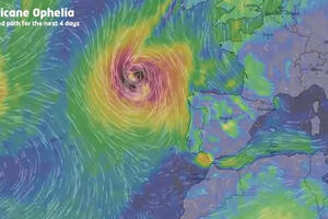 Uragan "Ofelija" prijeti Evropi: U ponedjeljak kreće ka Velikoj...
