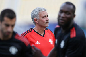 Murinjo blizu parafa na petogodišnji ugovor sa "đavolima"