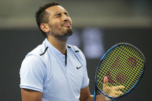 Kirjos psovao sudiju, predao meč, pa se pravdao: Bolio me stomak