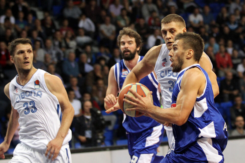 KK Budućnost - KK Cibona Nemanja Gordić, Foto: Filip Roganović