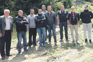 Protiv "povlašćenog koncesionara": Oborili dvjesta kubika drveta