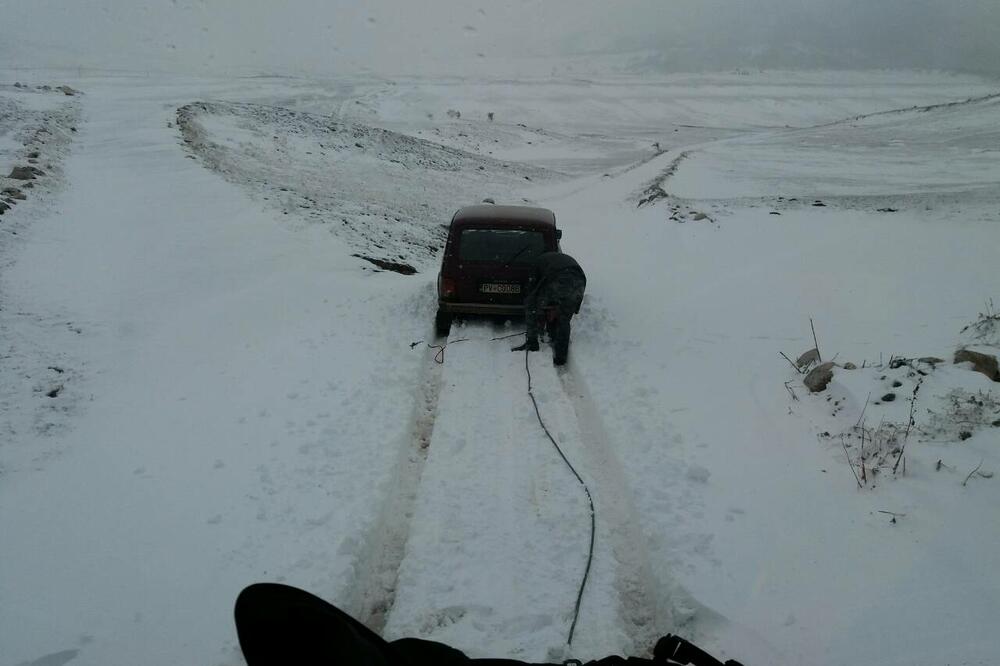 Lukavica snijeg, Foto: Vatrogasci NK