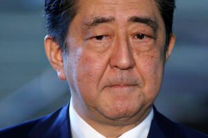 Japanski premijer podržava pritisak SAD na Sjevernu Koreju