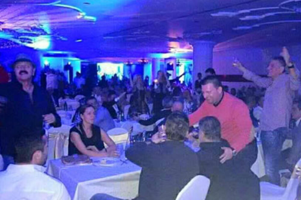 Radmila VOjvodić, Brano Mićunović